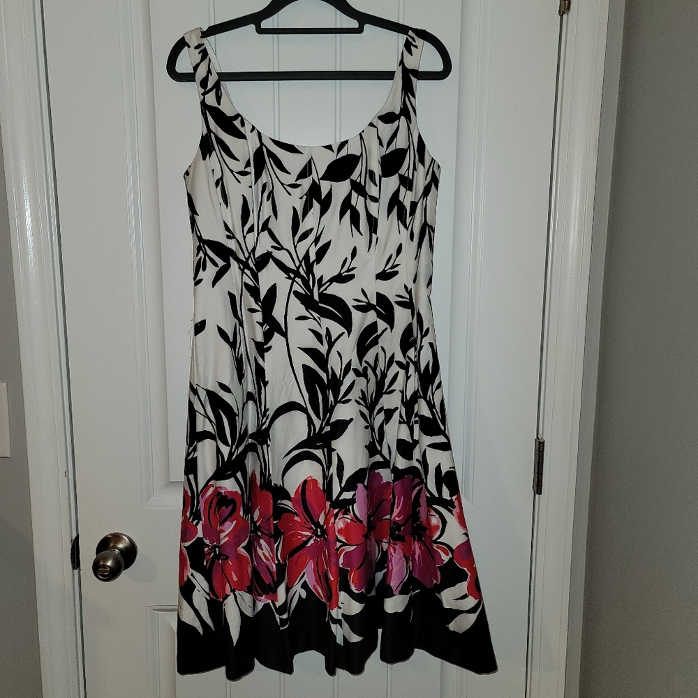 Floral Fit & Flare Sleeveless Dress
